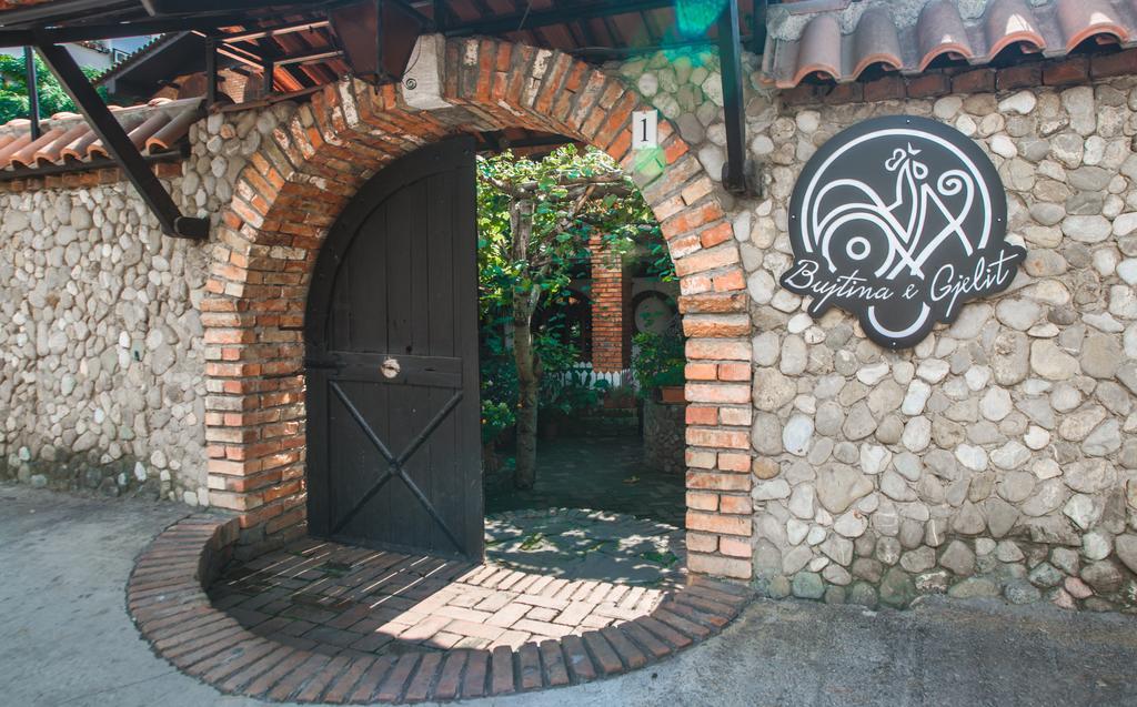 Hotel Restaurant Bujtina E Gjelit Tirana Kültér fotó